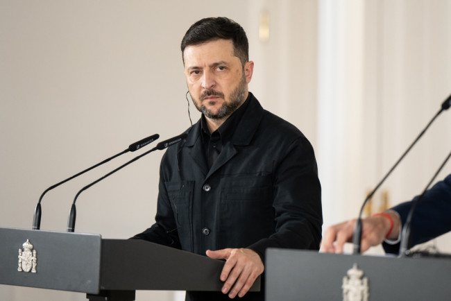 Zełenski mówi, że Putin "rozpoczął III wojnę światową" i musi zostać powstrzymany