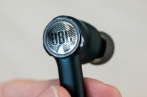 JBL Quantum TWS Gaming Earbuds Recenzja