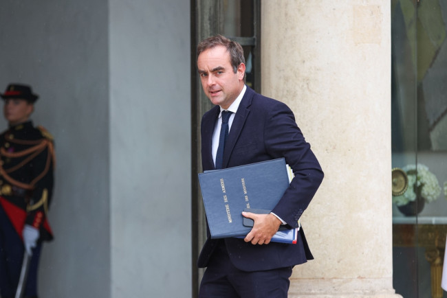 Francja zatwierdziła swój budżet na 2026 rok po miesiącach politycznego impasu