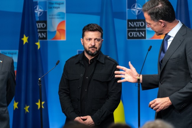 Zełenski ostrzega przed "rozszerzeniem wojny" po tym, jak rosyjskie drony wtargnęły do Polski i Rumunii