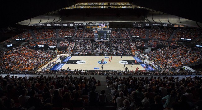 Euroliga i inne europejskie mecze koszykówki z izraelskimi klubami odbędą się za zamkniętymi drzwiami