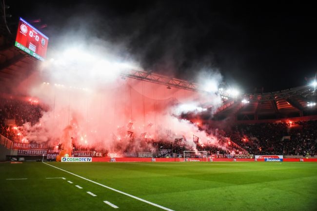 Zwycięstwo PSG w Lidze Mistrzów nad Arsenalem wywołało nieoczekiwany efekt domina w Grecji
