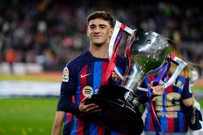 Gavi z Barçy doznał kontuzji kolana i będzie wyłączony z gry na cztery lub pięć miesięcy