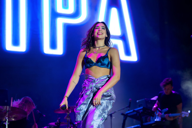 Dua Lipa pozywa Samsunga za użycie jej wizerunku bez zgody