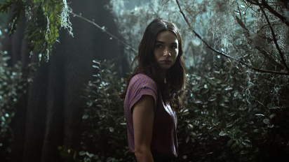 Crystal Reed czuła presję grania w Abby Arcane Swamp Thing